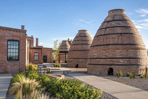 Medalta historic kilns — Calgary / YYC → Medicine Hat.