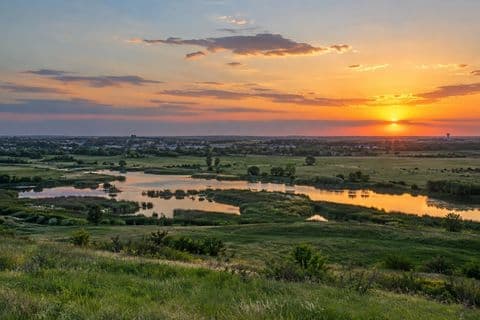 Gray park wetlands — Calgary / YYC → Strathmore.